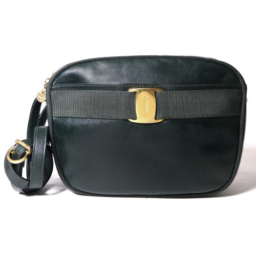 Ferragamo  Vara リボンショルダー（濃緑）
