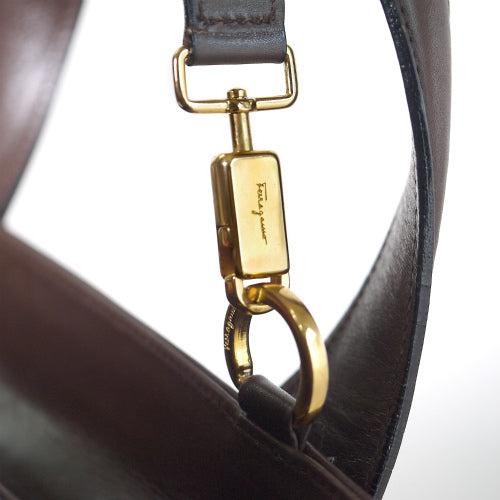 Salvatore Ferragamo　ガンチーニ　ラム皮トートバック（茶）