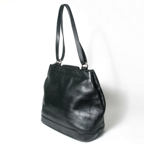 Salvatore Ferragamo　総革大型トートバック（黒）