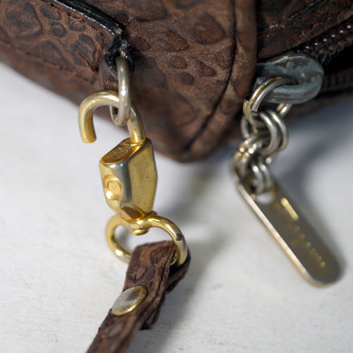 Salvatore Ferragamo フェイクスネーク2WAYバッグ(茶)