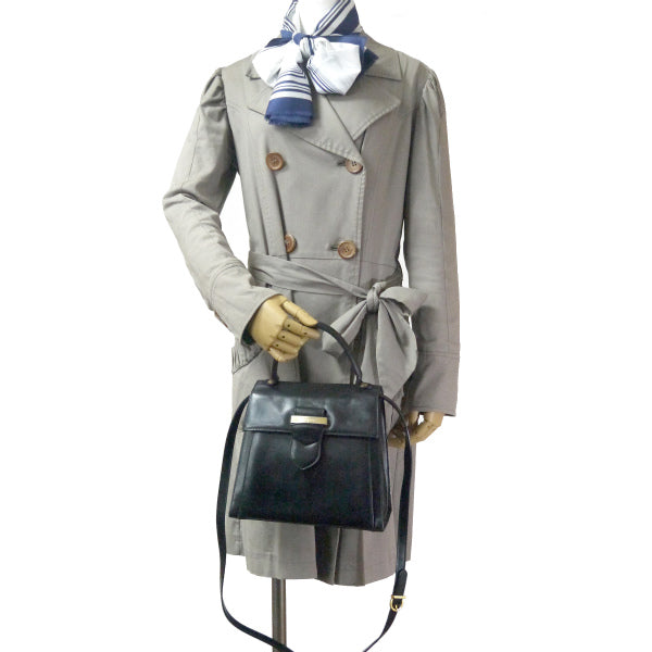 Salvatore Ferragamo 本革ショルダー付ハンドバッグ（黒）