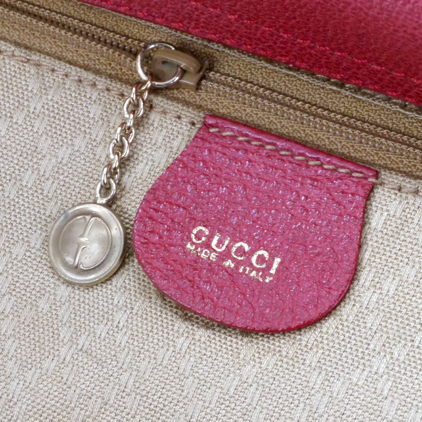 OLD Gucci ２WAYスエードバンブーバッグ(赤）