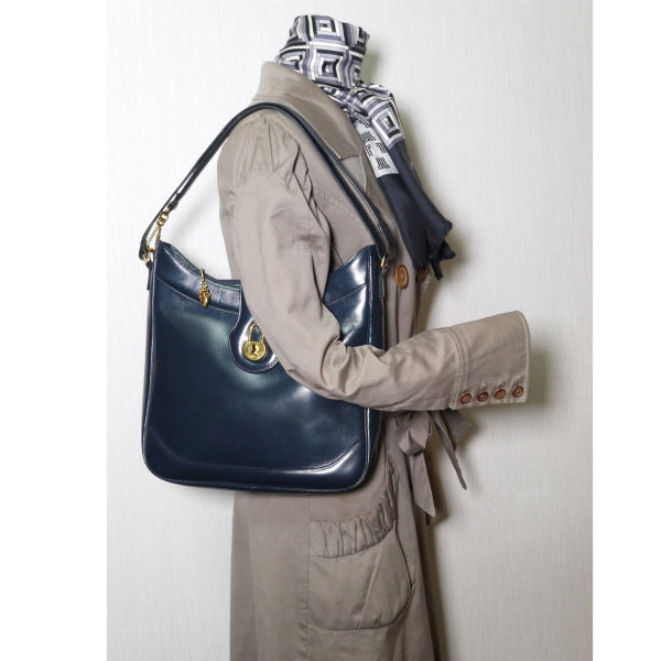 OLD Gucci 　南京錠ターンロック総革ショルダーバッグ（紺）