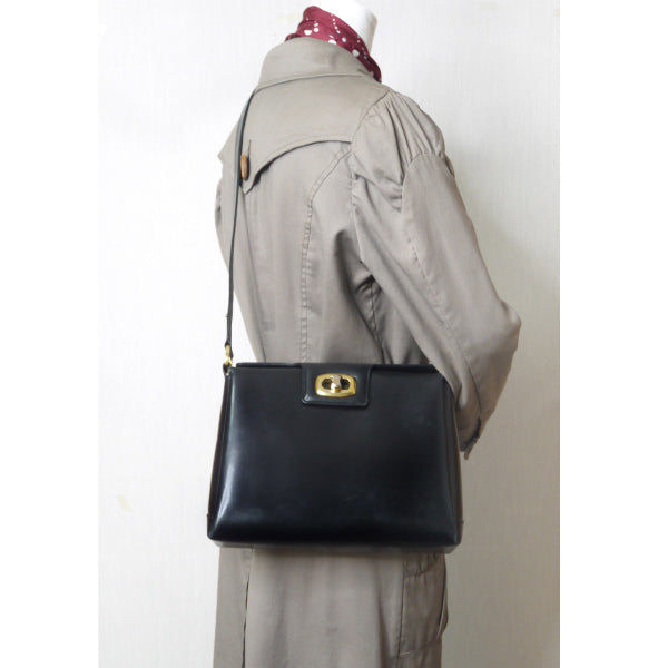 OLD Gucci　お宝!!ターンロック金具2WAYバッグ（黒）