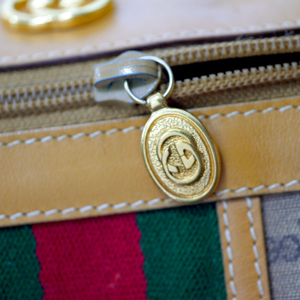 OLD Gucci マイクロＧＧシェリーボストン（キャメル）