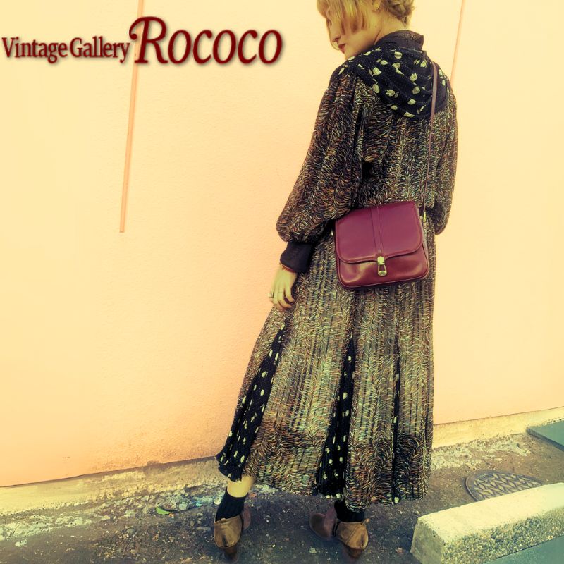 OLD Gucci バーガンディ カーフレザー ショルダーバッグ