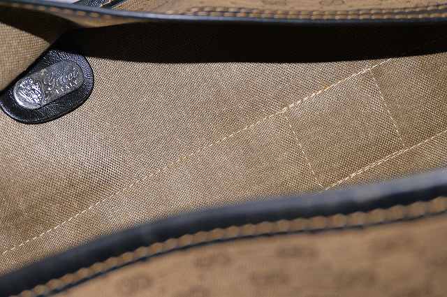 OLD Gucci 大型ブリーフ（黒マイクロGG）