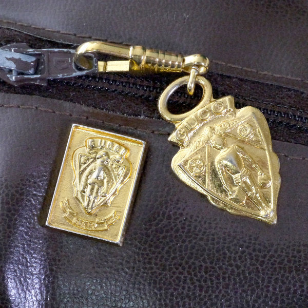OLD Gucci　レア!!総革スクエアショルダー（濃茶）