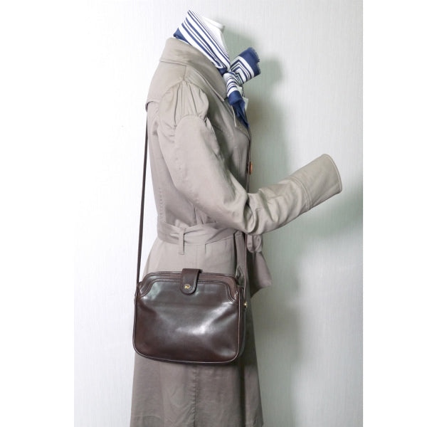 OLD Gucci　レア!!総革スクエアショルダー（濃茶）