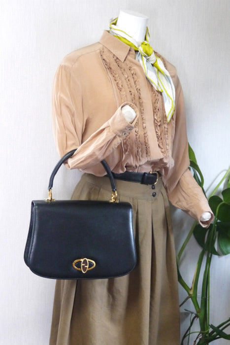 OLD Gucci カウ　ハンドバッグ（黒)