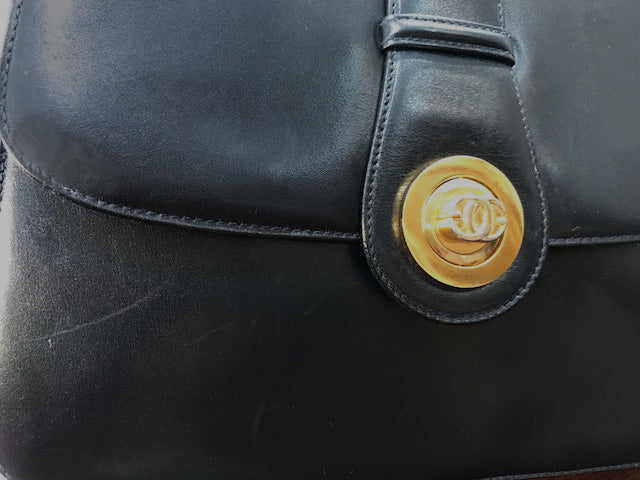 OLD Gucci GGターンロック総革ハンドバッグ(黒)