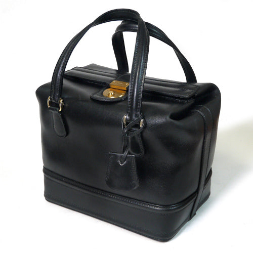 OLD Gucci 総革コスメティックバッグ（黒）