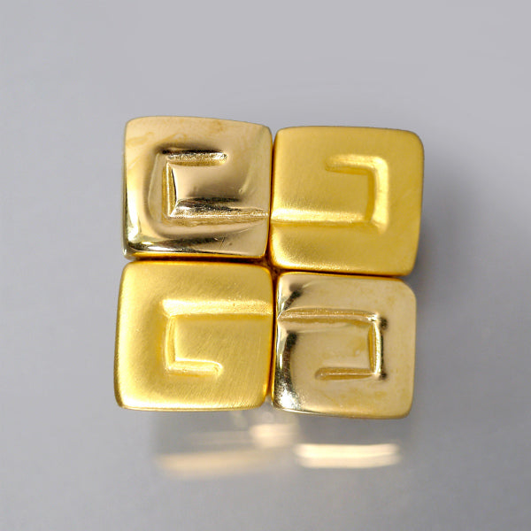 GIVENCHY ロゴ イヤリング(ゴールド)