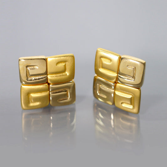 GIVENCHY ロゴ イヤリング(ゴールド)