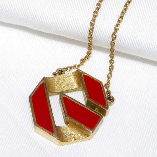 GIVENCHY ７７ｓ赤モチーフ ゴールドネックレス