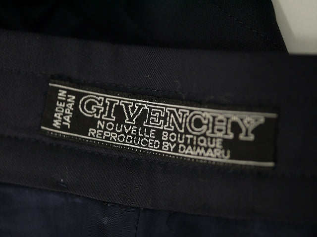 GIVENCHY 　黒スカート