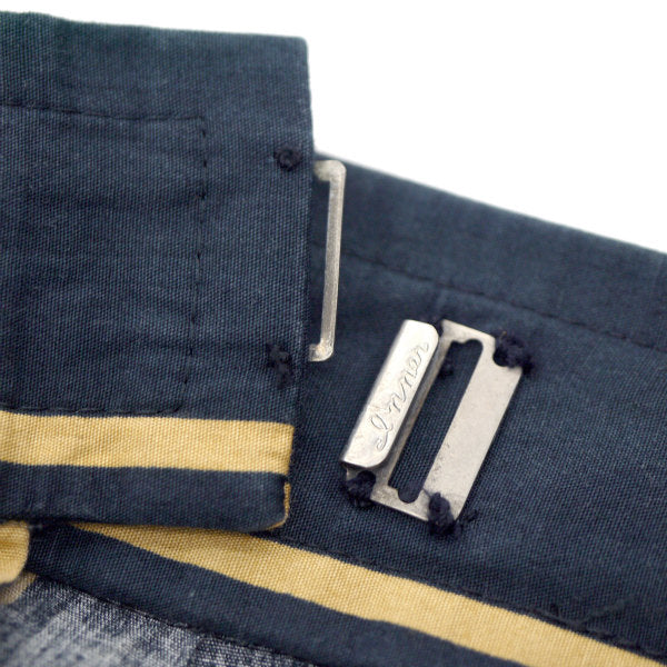 GIVENCHY 　ストライプ フレアスカート（黒×ベージュ）