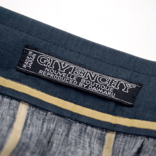 GIVENCHY 　ストライプ フレアスカート（黒×ベージュ）