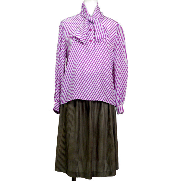 GIVENCHY 　斜めストライプ ボウタイシルクブラウス （ピンク）