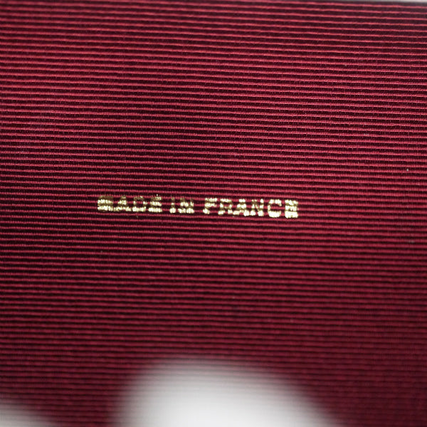 GIVENCHY　チェック柄レザーがま口ハンドバッグ（ボルドー系）