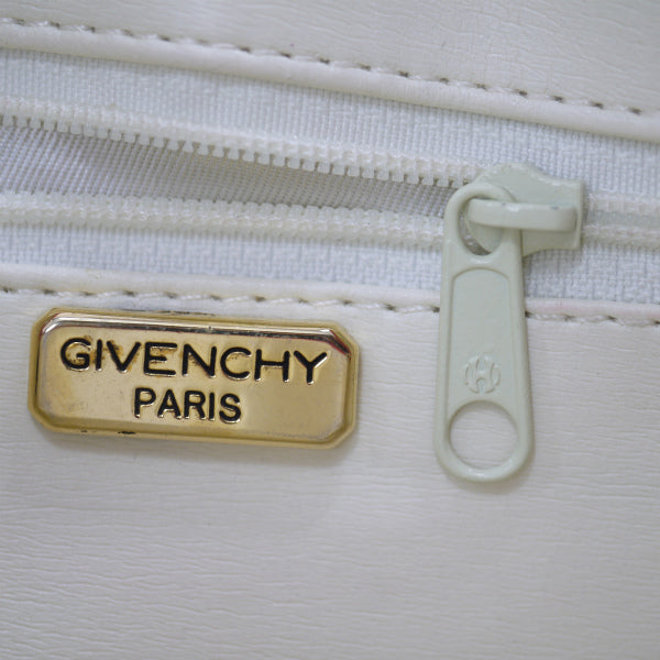 GIVENCHY マトラッセ チェーンショルダー（ピンク）