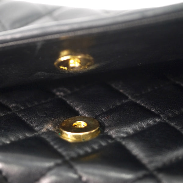 GIVENCHY　マトラッセ フルフラップチェーンバッグ（黒）