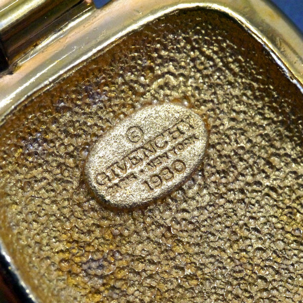 GIVENCHY 4Gロゴネックレス（ゴールド）