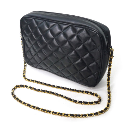 GIVENCHY 4Gロゴマトラッセ チェーンショルダー（黒）