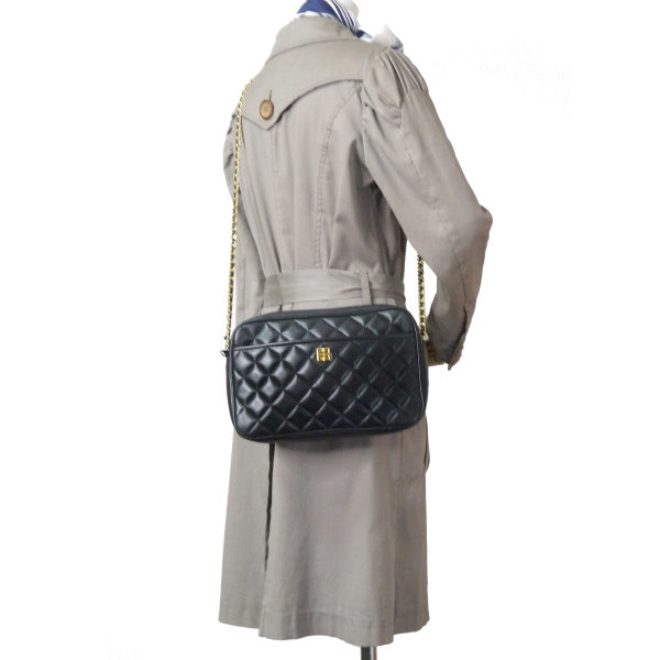 GIVENCHY 4Gロゴマトラッセ チェーンショルダー（黒）