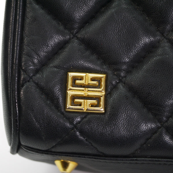 GIVENCHY　マトラッセ ショルダー付ハンドバッグ（黒）