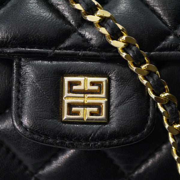 GIVENCHY　マトラッセ Wチェーンショルダー（黒）