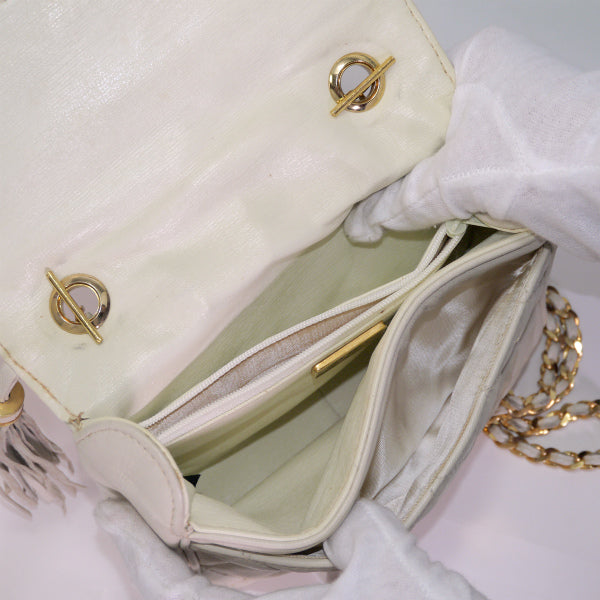 GIVENCHY フリンジ付マトラッセ チェーンショルダー（アイボリー）