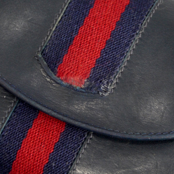 OLD Gucci <訳あり>本革がま口シェリーライン財布（紺）