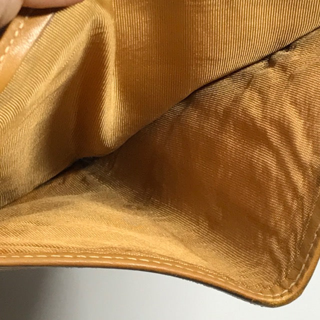 OLD Gucci マイクロGG２つ折れ財布（キャメル）