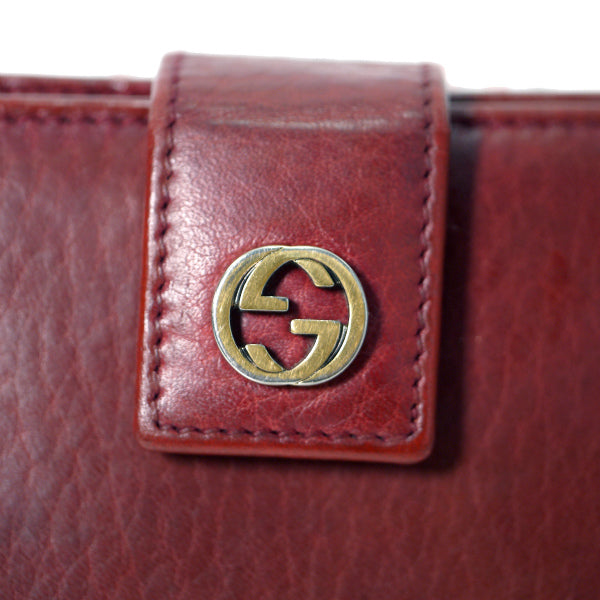 Gucci 　総革インターロッキングG２つ折れ財布（赤/箱付き）