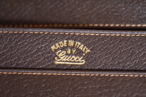 OLD Gucci　ハーフムーン財布（ベージュ)