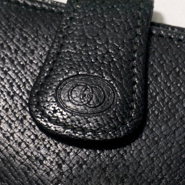OLD Gucci エンボスロゴ ピグスキン折財布（黒）