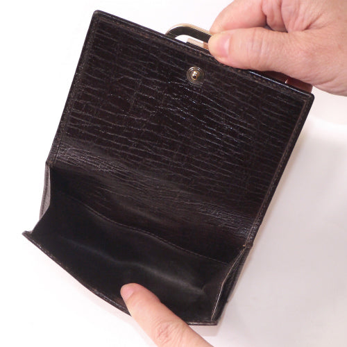 Gucci　大Ｇ金具二つ折れ財布（茶）