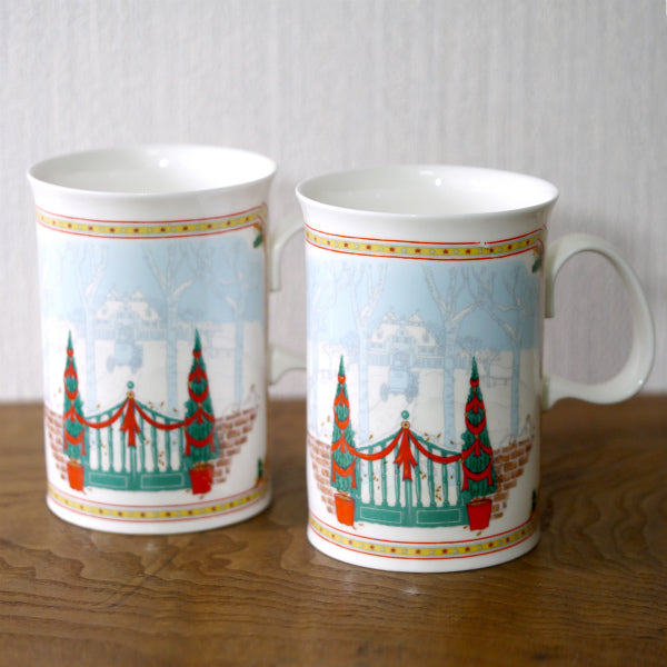 OLD GUCCI クリスマスデザイン ペアマグカップ（白）