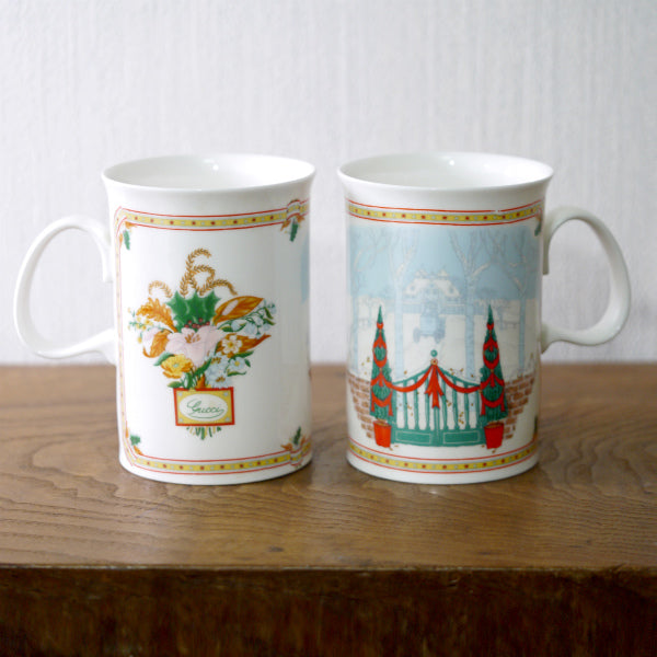 OLD GUCCI クリスマスデザイン ペアマグカップ（白）