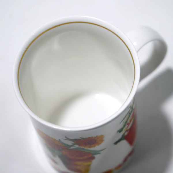 OLD GUCCI 花柄デザイン マグカップ（白）