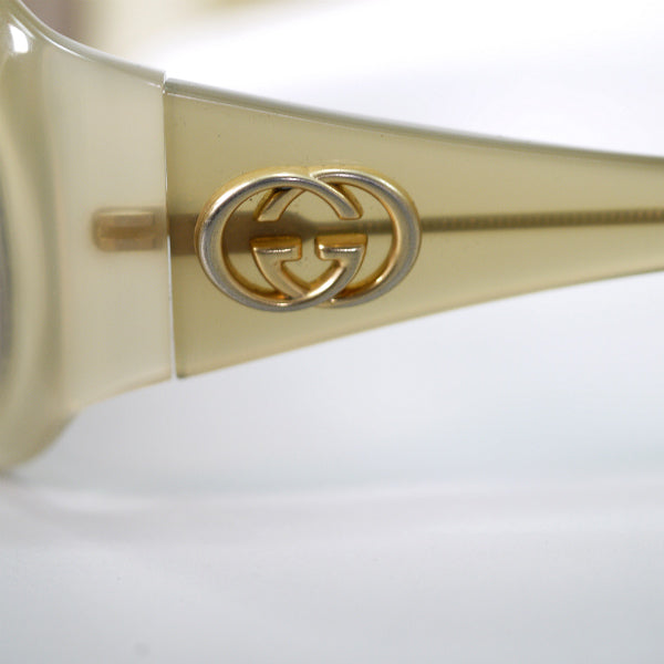 Gucci  レアカラー サングラス(ケース付き)
