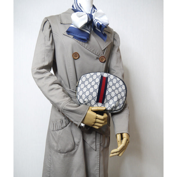 OLD Gucci 丸型シェリークラッチポーチ（青）