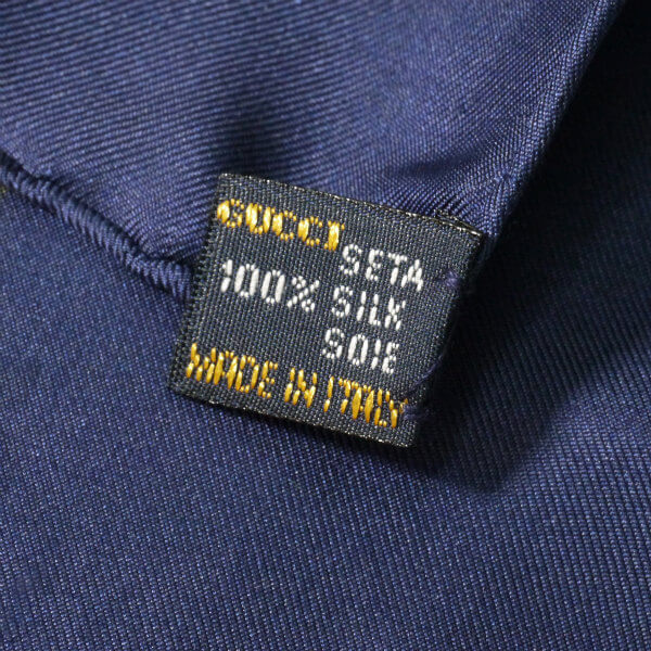 OLD Gucci フローラ 大判シルクスカーフ（紺・黄系）