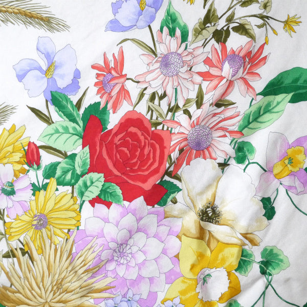 OLD Gucci フローラ 大判シルクスカーフ（オレンジ系）