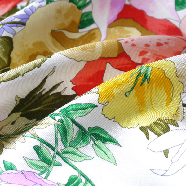 OLD Gucci フローラ 大判シルクスカーフ（オレンジ系）