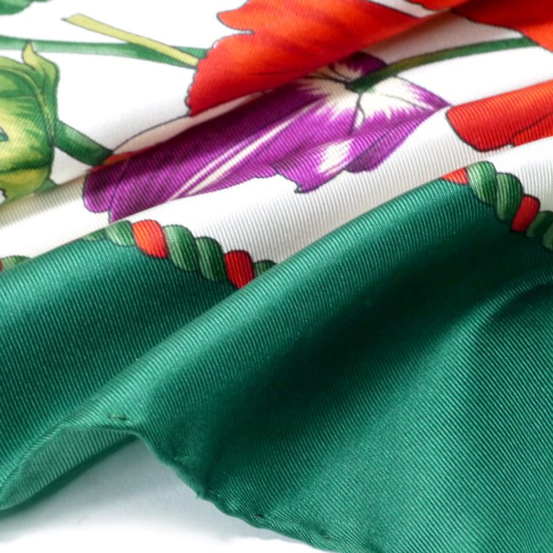 OLD Gucci フローラ 大判シルクスカーフ（深緑系）