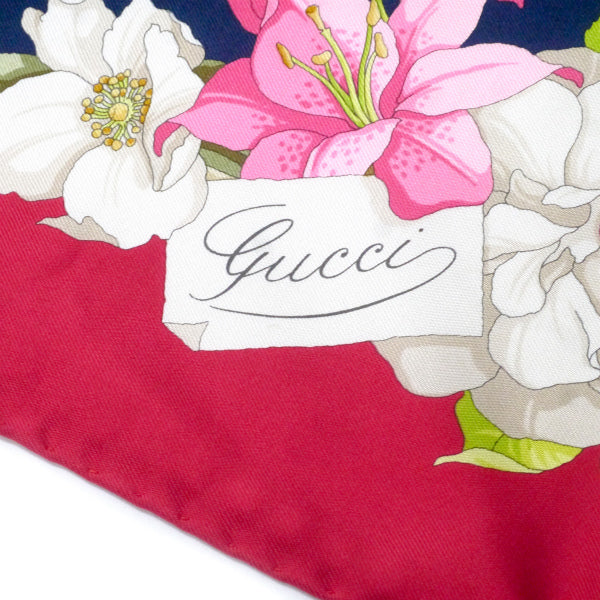 OLD Gucci フローラ 大判シルクスカーフ（赤/紺系）