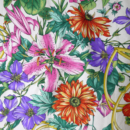 OLD Gucci アクセコ フローラ大判シルクスカーフ（深赤系）