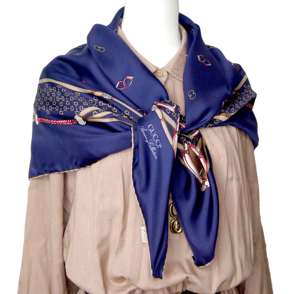 OLD Gucci　アクセコ ビット＆GG柄大判シルクスカーフ（青系）